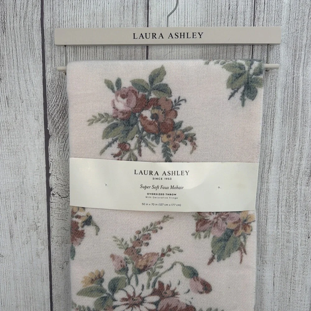 Laura Ashley Throw Blanket 50x70 Cream Floral Super Soft Faux Mohair Cottage